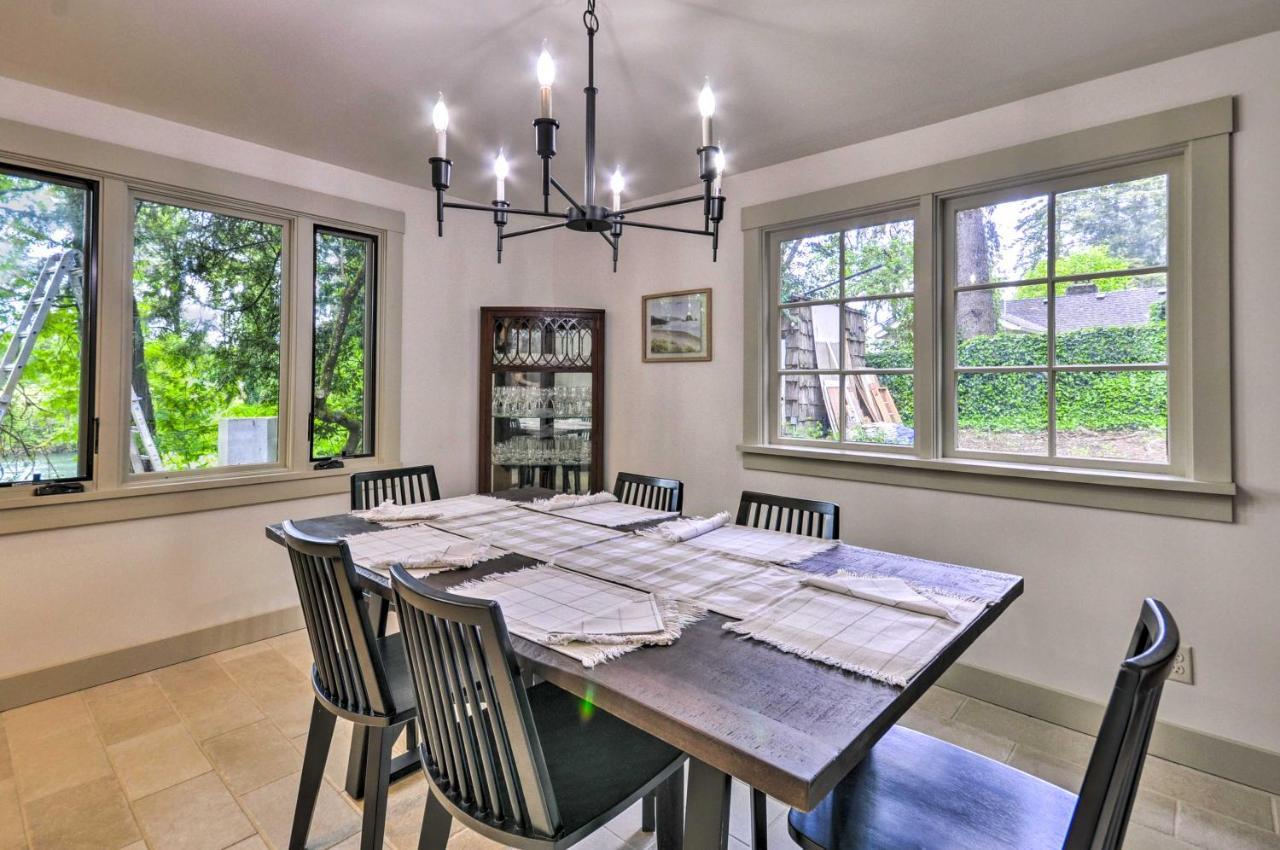 Peaceful And Elegant Cottage With Riverside View Oregon City Buitenkant foto