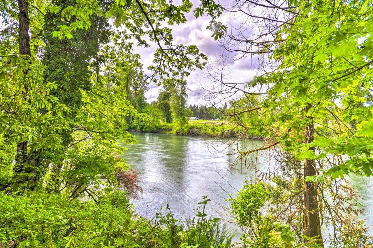 Peaceful And Elegant Cottage With Riverside View Oregon City Buitenkant foto